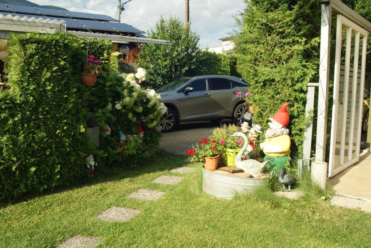 Ferienwohnungen Schiller Landskron ภายนอก รูปภาพ