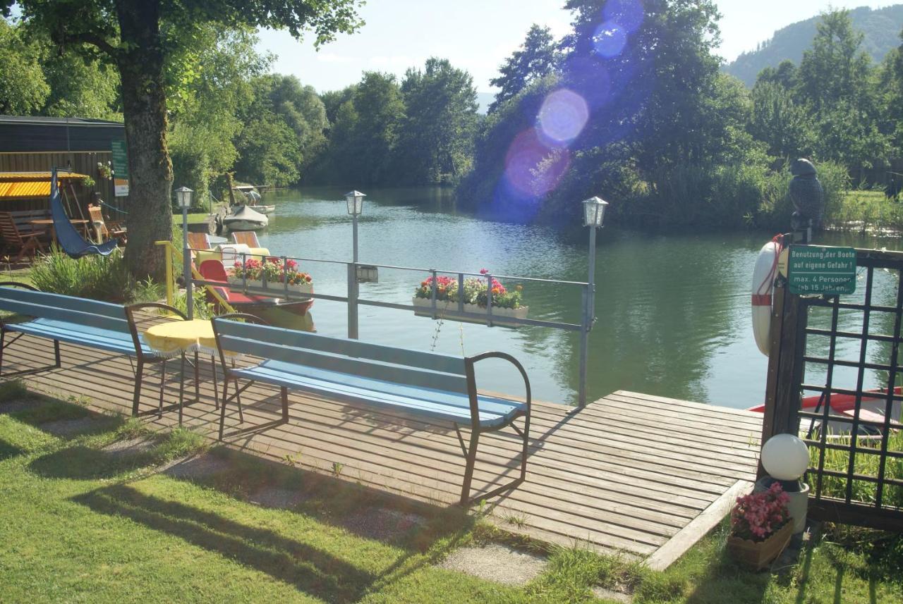 Ferienwohnungen Schiller Landskron ภายนอก รูปภาพ